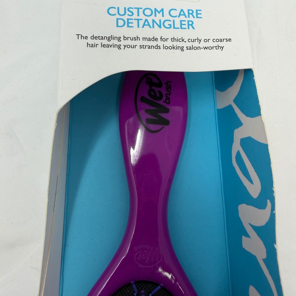 Wet‎ Brush Custom Care Detangler Purple Hair Brush for Thick Curly Coarse Hair - Picture 2 of 4